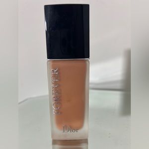 CD FOUNDATION 3WP (033)